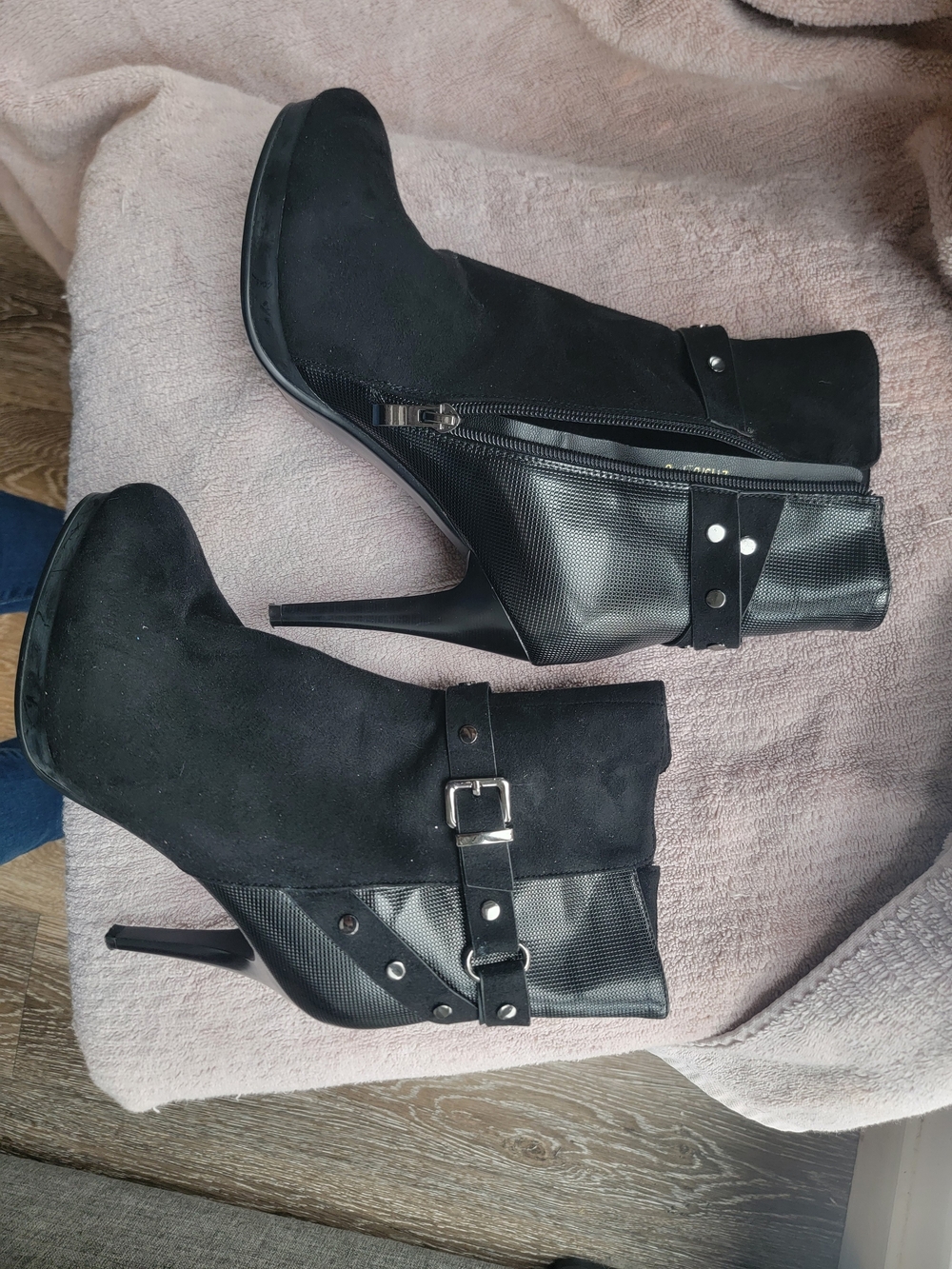 Black High-Heel Ankle Boots with Buckle Detail